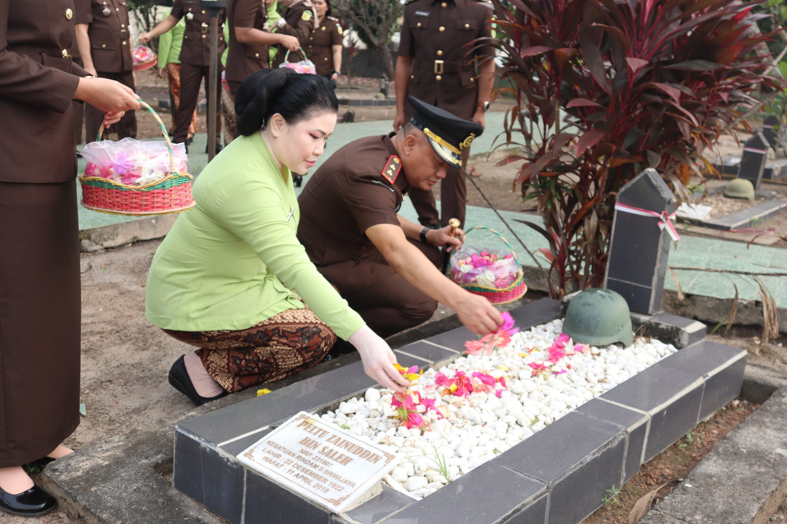 Jelang Peringatan ke-64 HBA, Kejari Ogan Ilir Ziarah ke Taman Makam Pahlawan Ksatria Seguguk